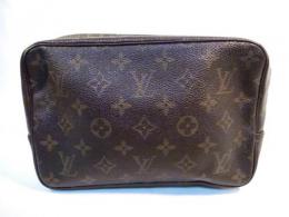 LOUIS VUITTON モノグラムセカンドバック　264