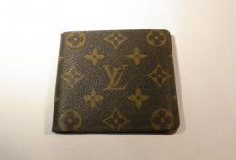 LOUIS VUITTON モノグラム 二つ折り財布　041